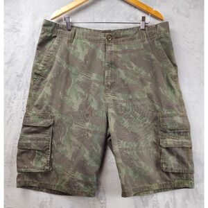 Swiss Cross Cargo Shorts Mens 40x11.5 Khaki Green Camo Trail Skater Utility Work